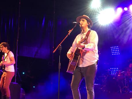 el pop de Morat mueve a los más jóvenes el día de Ponferrada el pop de Morat mueve a los más jóvenes el día de Ponferrada