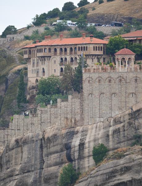 Meteora: la impactante belleza de rocas únicas y monasterios casi inaccesibles