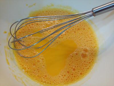 ALBÓNDIGAS DE PESCADO EN SALSA AGRISTADA (SALSA SEFARDÍ DE HUEVO Y LIMÓN) ALBÓNDIGAS DE PESCADO EN SALSA AGRISTADA (SALSA SEFARDÍ DE HUEVO Y LIMÓN)