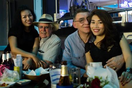 Mujeres Tailandesas con Extranjeros Mujeres Tailandesas con Extranjeros