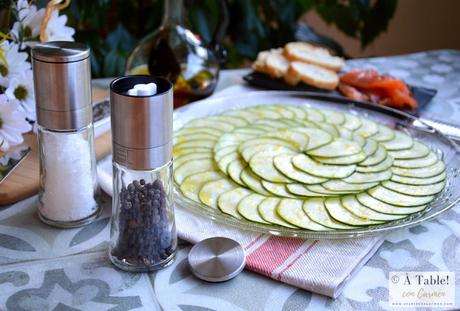 Carpaccio de Calabacín con Salmón Marinado