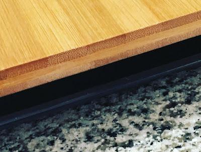 Tabla de Bambú para la cocina.- Con bandeja de Jocca