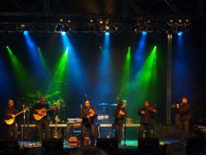 Luar Na Lubre: Tres Decadas Brillando En El Bosque Sagrado