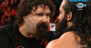 Mick Foley árbitro de Román Reigns vs Braun strowman en Hell in Cell Mick Foley árbitro de Román Reigns vs Braun strowman en Hell in Cell