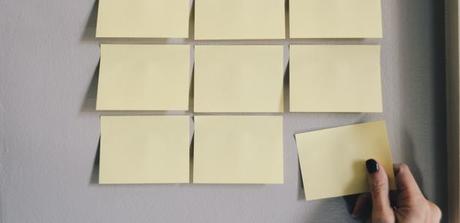 Los desafíos de combatir las noticias falsas que se distribuyen en WhatsApp