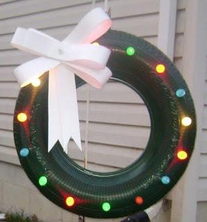 12 Ideas espectaculares para hacer adornos navideños reciclando llantas