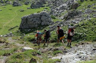 TRANSPIRENAICA GR11 ETAPA 13: REFUGIO DE LALARRI - PARZÁN