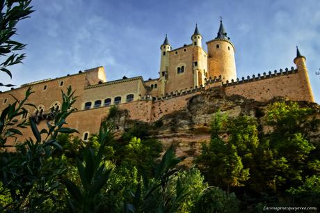 Conoce los miradores de Segovia para ver su Alcázar en 3D