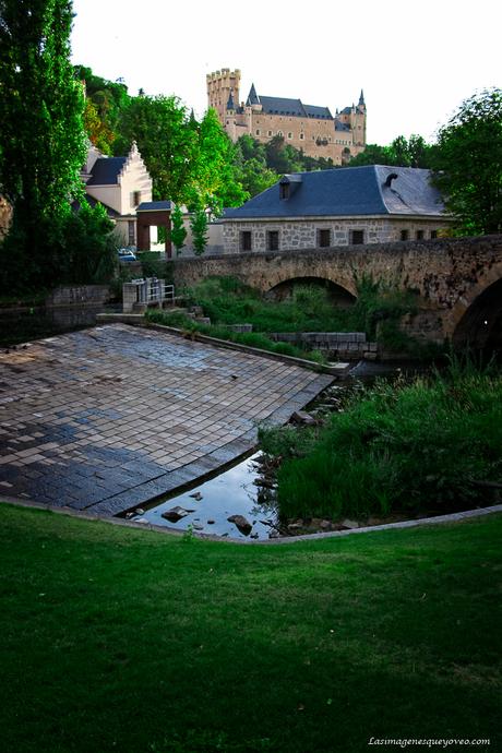 Conoce los miradores de Segovia para ver su Alcázar en 3D