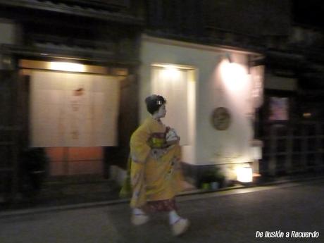 En busca de una geisha en Kioto En busca de una geisha en Kioto