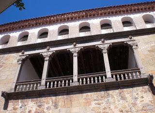 Imagen del mes: Logia renacentista del Palacio de los Condes de Osorno, en Pasarón de la Vera