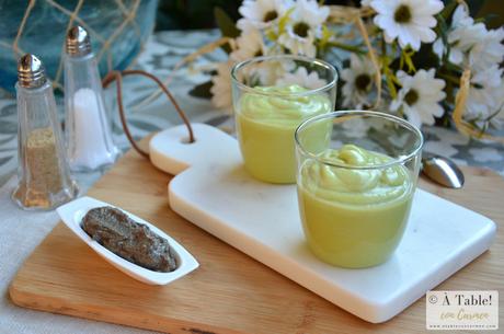 Gazpacho de Aguacate y Pepino con Tapenade