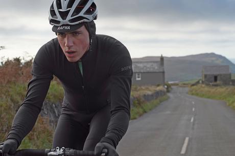 ¿Qué ropa de ciclismo debería utilizar?