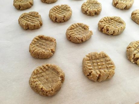 Peanut butter cookies galletas sin horno galletas rápidas galletas fáciles galletas de mantequilla de cacahuete galletas con dátiles galletas con chocolate   