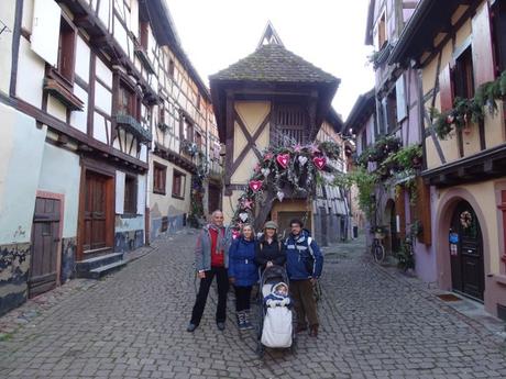 Una ronda por Eguisheim en Navidad, el perfecto pueblo de Bella.