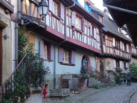 Una ronda por Eguisheim en Navidad, el perfecto pueblo de Bella.