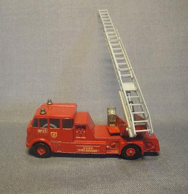 Merryweather, la autobomba King Size de Matchbox