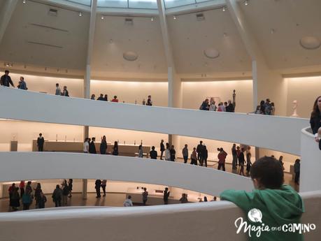 Un niño suelto en el Museo Guggenheim de Nueva York