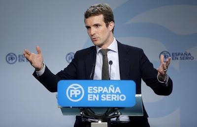 La guerra de los masters de los políticos y el “Viva el rey” de Casado. La guerra de los masters de los políticos y el “Viva el rey” de Casado.