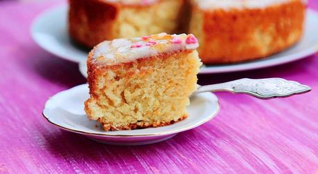 BIZCOCHO DE NARANJA CON GLASEADO Y SIROPE DE NARANJA
