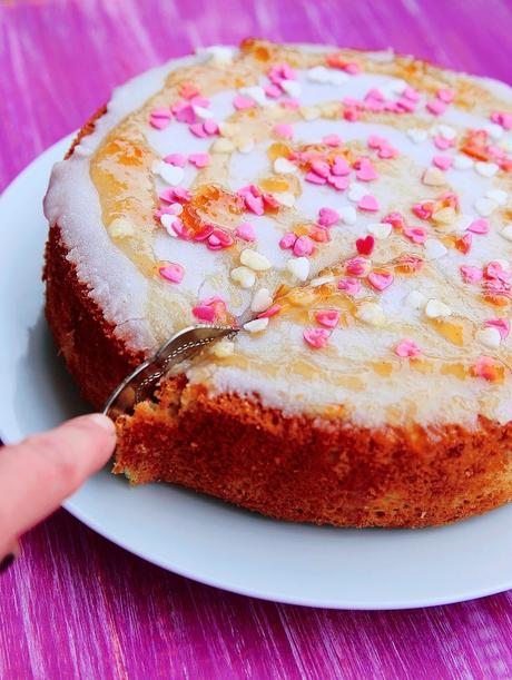 BIZCOCHO DE NARANJA CON GLASEADO Y SIROPE DE NARANJA