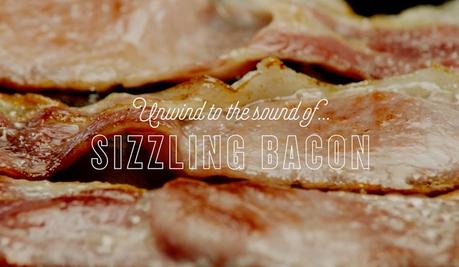 KFC crea vídeos de ASMR para que te relajes escuchando pollo frito