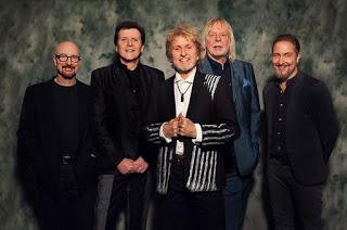 Lanzamiento: YES feat ANDERSON, RABIN & WAKEMAN Live At The Apollo Lanzamiento: YES feat ANDERSON, RABIN & WAKEMAN Live At The Apollo