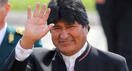 Evo Morales envió polémico mensaje a Piñera a días de darse a conocer el fallo de La Haya