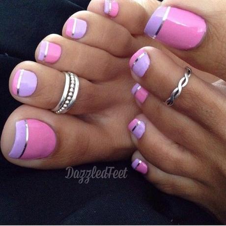 uñas de los pies rosa