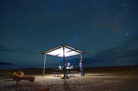 Monument Valley, durmiendo bajo las estrellas