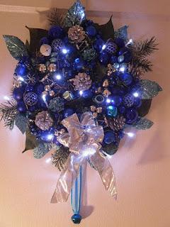 15 Hermosas ideas para decorar en navidad con tonos azules y plata