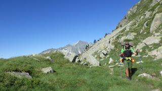 TRANSPIRENAICA GR11 ETAPA 17: REFUGIO DE CONANGLES - REFUGIO DE COLOMERS TRANSPIRENAICA GR11 ETAPA 17: REFUGIO DE CONANGLES - REFUGIO DE COLOMERS