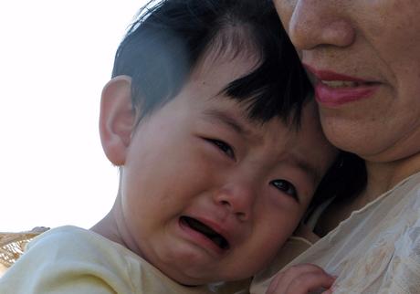 ¿Por qué muchos niños que lloran al ir al colegio dejan de llorar en dos minutos?
