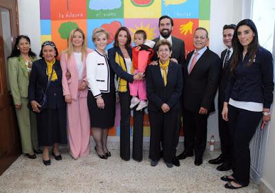 ENTREGA VOLUNTARIADO DEL ISEM AULA EDUCATIVA PARA NIÑOS CON CÁNCER ENTREGA VOLUNTARIADO DEL ISEM AULA EDUCATIVA PARA NIÑOS CON CÁNCER
