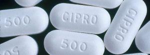 Cipro es un antibiótico que los médicos recetan para tratar las infecciones urinarias