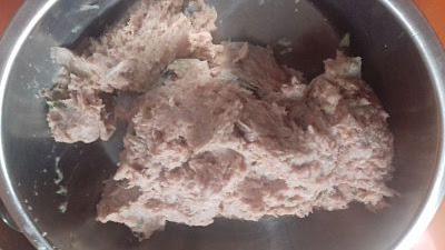 Albóndigas con Dátiles y Pasas en Salsa de Naranjas y Arándanos