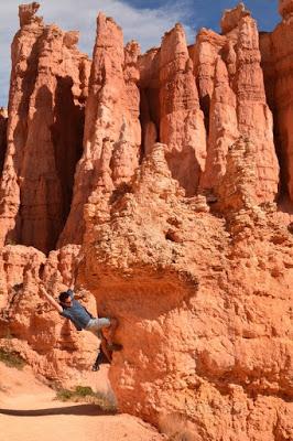 Bryce Canyon, caminando entre hoodoos Bryce Canyon, caminando entre hoodoos