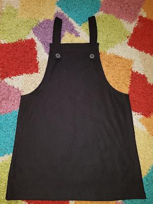 PICHI DE COLOR NEGRO ( CON PATRON )