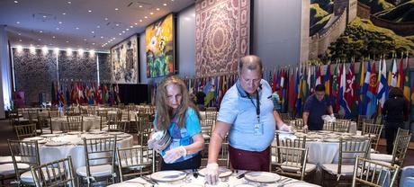 Cómo se organiza una cumbre con 130 presidentes, 300 eventos y 5000 periodistas