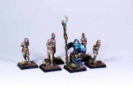 Foto-reseña Nigromante y Zombis de MOM Miniaturas Foto-reseña Nigromante y Zombis de MOM Miniaturas