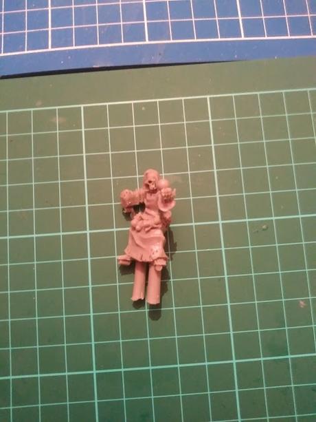 Foto-reseña Nigromante y Zombis de MOM Miniaturas Foto-reseña Nigromante y Zombis de MOM Miniaturas