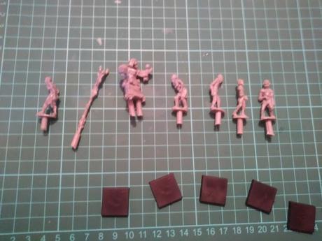 Foto-reseña Nigromante y Zombis de MOM Miniaturas Foto-reseña Nigromante y Zombis de MOM Miniaturas