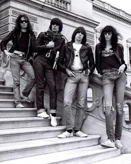 Ramones - She's the one (1978)