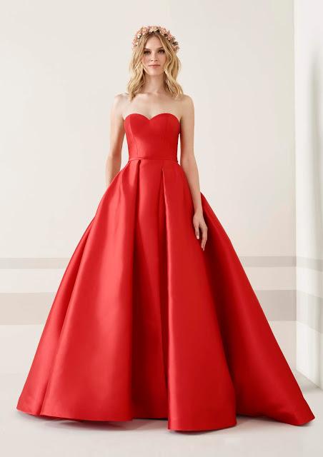 Pronovias presenta su colección de vestidos de fiesta 2019