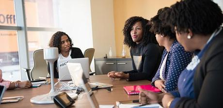 Periodistas de Camerún lanzan campaña contra el acoso sexual