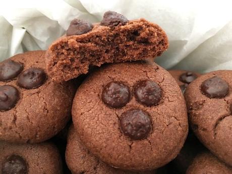 galletas secas galletas pequeñas galletas fáciles galletas de hacer bolitas galletas de chocolate galletas de cacao galletas caseras cookies chocolate cookies   