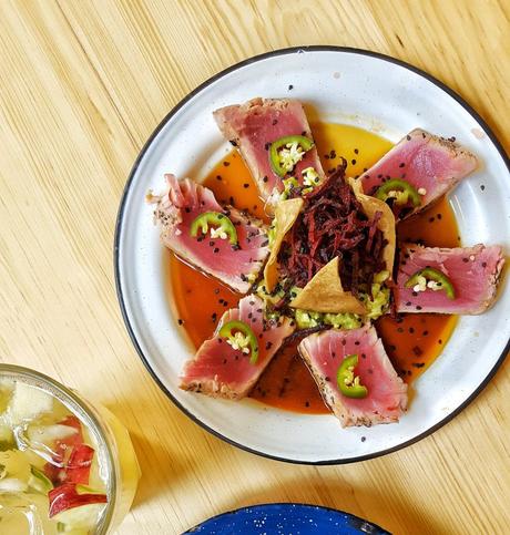 Mariscos Juan: El Mercadito Sinaloense Juan Tirado - Mariscos Juan