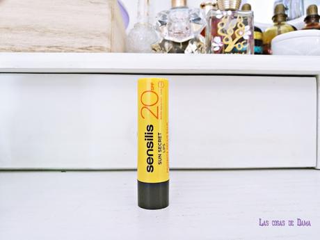 bálsamo labial SPF20 Sun Secret de Sensilis Guapabox septiembre beautybox cuidado solar belleza