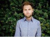 Passenger estrena versión acústica Ghost Town