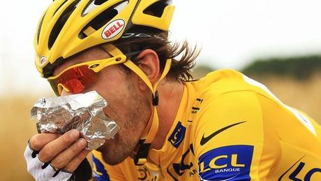 ¿Qué necesitas comer para competir en el Tour de Francia?